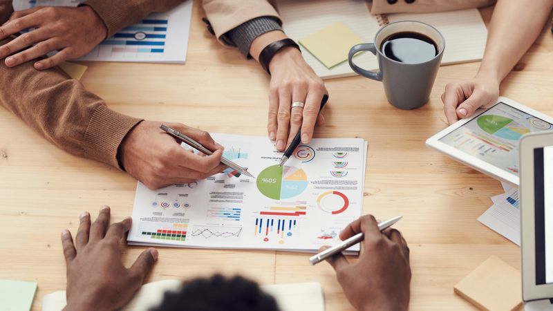 AI-Powered Recruitment
Automation (Naukri Integration):